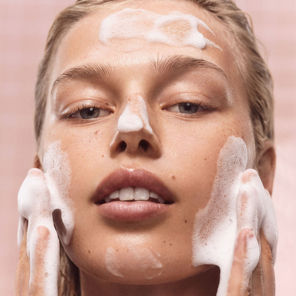 Pink Dew™ Gel Cleanser